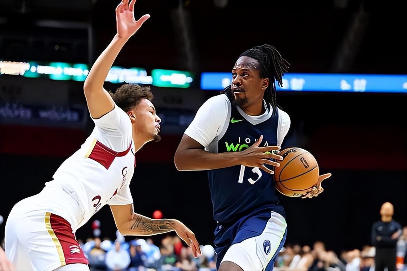 kaiyun-状态不错却没有球权！火箭对于双向合同新援的使用令人无法理解？