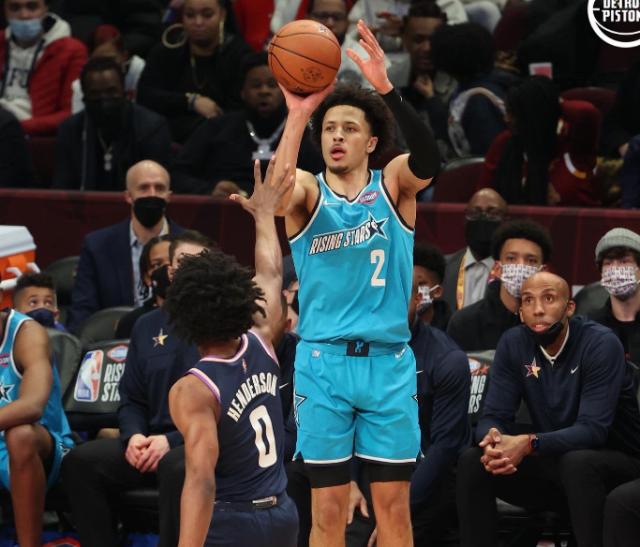 kaiyun-巴里队获得新秀挑战赛冠军 坎宁安斩获全场MVP